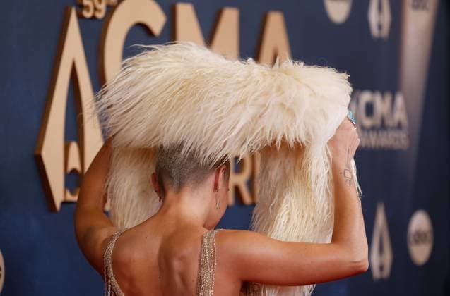 CeCe Frey arrives on the red carpet for the 59th CMA Awards in Nashville, Tennessee, on Wednesday, November 19, 2025.  NAS20251119125 JOHNxANGELILLO