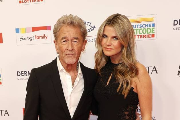 Peter Maffay and Hendrikje Balsmeyer at the Goldene Bild der Frau award ceremony on 19 11 2025 at the Stage Theater in Hamburg Goldene Bild der Frau award ceremony 2025 in Hamburg