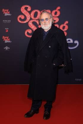 Premiere Song Sung Blue Friedrich Lichtenstein at the European premiere of the movie Song Sung Blue at the Zoo Palast on 19 11 2025 in Berlin Copyright: xEventpressxKochanx