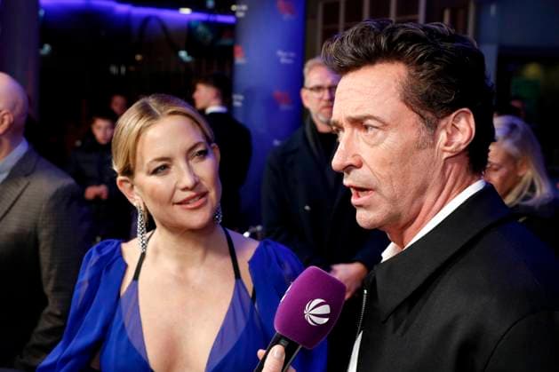 Song Sung Blue, film premiere at Zoo Palast, Berlin, 19 11 2025 Kate Hudson and Hugh Jackman at the Red Carpet Photocall of SONG SUNG BLUE at Zoo Palast Berlin on 19 11 2025 Berlin Zoo Palast Copyright: xAnitaxBuggex