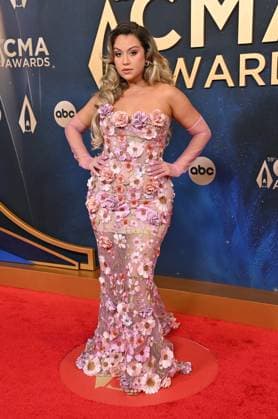 59th Annual CMA Awards - Arrivals Alexandra Kay arriving at the 59th Annual Country Music Association Awards held at the Bridgestone Arena on November 19, 2025 in Nashville, TN. Nashville Bridgestone Arena Tennessee USA Copyright: xOConnor-Arroyo AFF-USA.comx