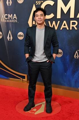 59th Annual CMA Awards - Arrivals David Unlayao arriving at the 59th Annual Country Music Association Awards held at the Bridgestone Arena on November 19, 2025 in Nashville, TN. Nashville Bridgestone Arena Tennessee USA Copyright: xOConnor-Arroyo AFF-USA.comx