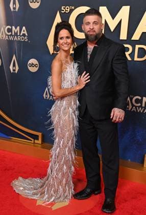 59th Annual CMA Awards - Arrivals Brantley Gilbert and Amber Cochran arriving at the 59th Annual Country Music Association Awards held at the Bridgestone Arena on November 19, 2025 in Nashville, TN. Nashville Bridgestone Arena Tennessee USA Copyright: xOConnor-Arroyo AFF-USA.comx