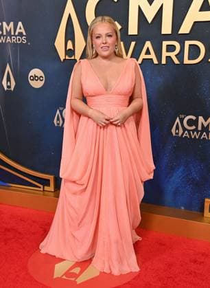 59th Annual CMA Awards - Arrivals Marynn Taylor arriving at the 59th Annual Country Music Association Awards held at the Bridgestone Arena on November 19, 2025 in Nashville, TN. Nashville Bridgestone Arena Tennessee USA Copyright: xOConnor-Arroyo AFF-USA.comx