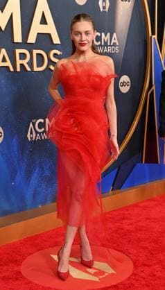 59th Annual CMA Awards - Arrivals Kelsea Ballerini arriving at the 59th Annual Country Music Association Awards held at the Bridgestone Arena on November 19, 2025 in Nashville, TN. Nashville Bridgestone Arena Tennessee USA Copyright: xOConnor-Arroyo AFF-USA.comx