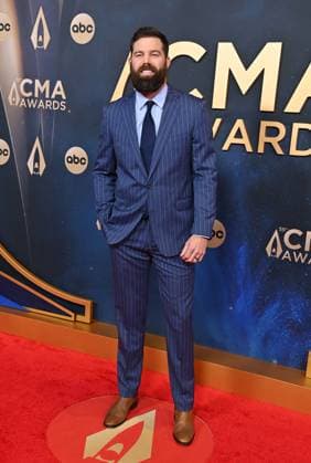 59th Annual CMA Awards - Arrivals Jordan Davis arriving at the 59th Annual Country Music Association Awards held at the Bridgestone Arena on November 19, 2025 in Nashville, TN. Nashville Bridgestone Arena Tennessee USA Copyright: xOConnor-Arroyo AFF-USA.comx
