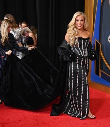 59th Annual CMA Awards - Arrivals Megan Moroney arriving at the 59th Annual Country Music Association Awards held at the Bridgestone Arena on November 19, 2025 in Nashville, TN. Nashville Bridgestone Arena Tennessee USA Copyright: xOConnor-Arroyo AFF-USA.comx