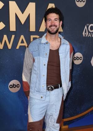 59th Annual CMA Awards - Arrivals Ben Johnson arriving at the 59th Annual Country Music Association Awards held at the Bridgestone Arena on November 19, 2025 in Nashville, TN. Nashville Bridgestone Arena Tennessee USA Copyright: xCurtisxHilbunx xAFF-USA.COMx
