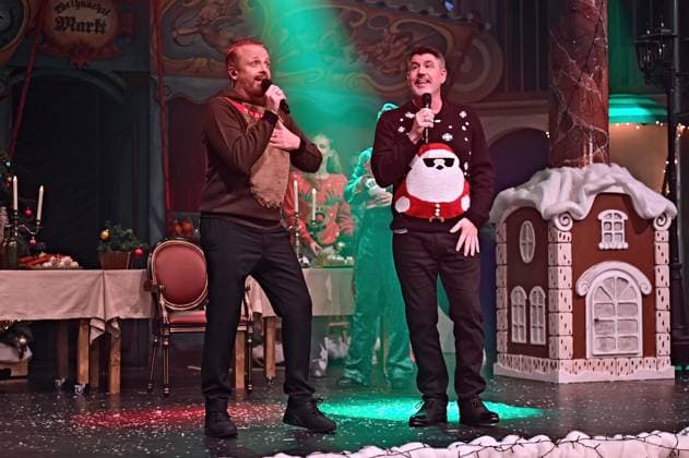 Crazy Christmas Our favorite Christmas songs Paul Reeves and Ross Antony on the occasion of the live show Crazy Christmas Our favorite Christmas songs on 19 11 2025 at Europapark Rust 20251119MWI095145