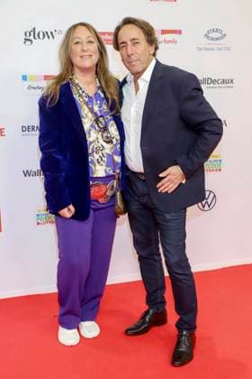 abb Natascha Landuris, Dieter Landuris as guests on the red carpet at the Golden Image of a Woman 2025 award ceremony at the Theater im Hafen on 19 11 2025 in Hamburg Hamburg Germany