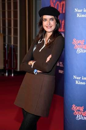 abb Marie Nasemann on the red carpet at the European premiere of the movie Song Sung Blue at Zoo Palast Berlin on 19 11 2025 in Berlin Berlin Germany