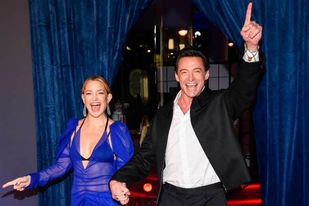 abb Hugh Jackman and Kate Hudson as guests on the red carpet at the European premiere of the movie Song Sung Blue at Zoo Palast Berlin on 19 11 2025 in Berlin Berlin Germany