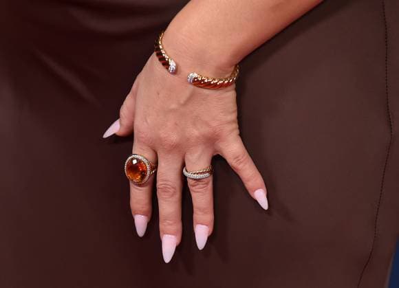 59th Annual CMA Awards - Arrivals Priscilla Block, jewelry detail arriving at the 59th Annual Country Music Association Awards held at the Bridgestone Arena on November 19, 2025 in Nashville, TN. Nashville Bridgestone Arena Tennessee USA Copyright: xOConnor-Arroyo AFF-USA.comx