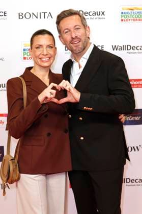 Julia Hartmann und Jan Hartmann bei der 18. Verleihung der Goldenen Bild der Frau 2025 im Stage Theater im Hafen. Hamburg, 19.11.2025 Foto:xC.xTamckex xFuturexImagex goldene_bild_5306