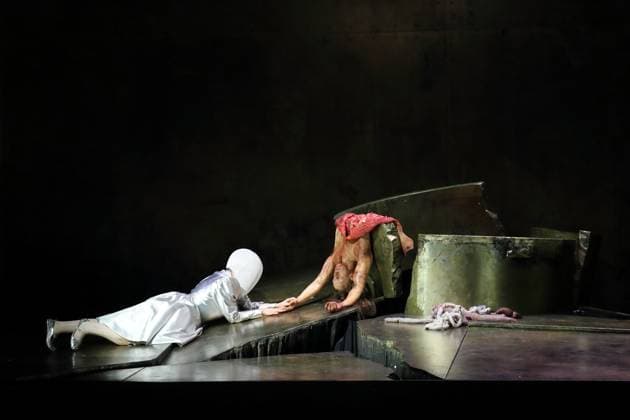 Nicole Chevalier as Salome during the photo rehearsal for Salome at the Komische Oper im Schillertheater in Berlin, November 19, 2025 Music drama in one act by Richard Strauss Musical direction James Gaffigan Production Evgeny Titov Stage Rufus Didwiszus Costumes Esther Bialas Premiere is on November 22, 2025 Komische Oper Berlin Salome