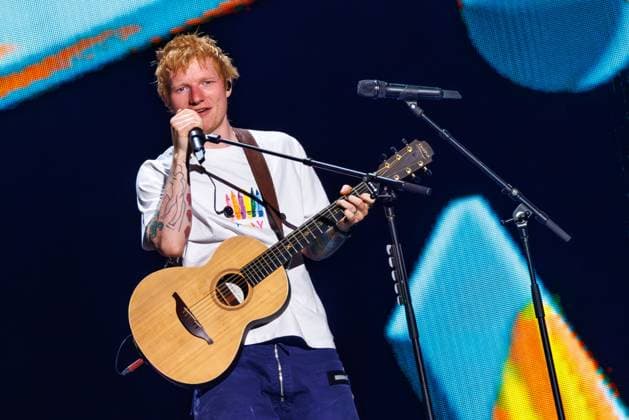 iHeartRadio Music Festival - Las Vegas Ed Sheeran performs during The iHeartRadio Music Festival at T-Mobile Arena on September 20th, 2025 in Las Vegas, Nevada, USA. Photo by Anne Barson ABACAPRESS.COM Las Vegas Nevada United States  Copyright: xBarsonxAnne ABACAx