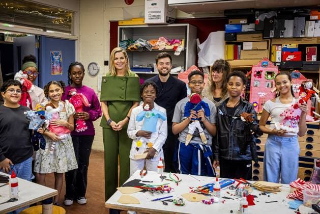 Amsterdam, The Netherlands, 2025-11-20 14:57:15 AMSTERDAM, 20-11-2025, Mobiel Primary School. Queen Maxima, honorary chair of More Music in the Classroom, visited Mobiel Primary School in Amsterdam. Mobiel Primary School is one of twelve primary schools participating in the largest school band in the Netherlands. The school band performs during the annual Christmas Music Gala, which raises awareness of the importance of music and creative education. PHOTO: NLBeeld POOL Patrick van Katwijk Credit: NL Beeld Patrick van Emst  Copyright: xx x