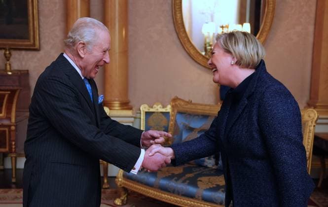 Audience at Buckingham Palace King Charles III during an audience with the President of Iceland Halla Tomasdottir, at Buckingham Palace, London. Picture date: Thursday November 20, 2025., Credit:Jonathan Brady Avalon UK, London  Copyright: xJonathanxBradyx xAvalonx 1053581079