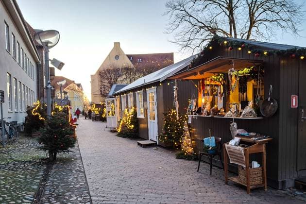 Stock photos 11 2025 Christmas market in the pedestrian zone of Tønder Copyright: xLobeca RalfxHomburgx