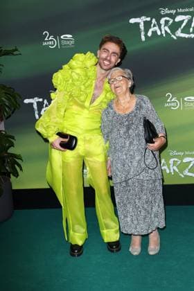 Felix Nieder and Waltraud Braeuss at the Tarzan musical premiere on 20 11 2025 at the Stage Theater Neue Flora in Hamburg Tarzan musical premiere in Hamburg