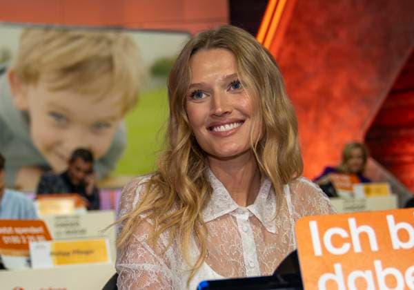 Model Toni Garrn at the 30th RTL Charity Marathon 2025 in Studio 8 of the EMG Studios in Hürth, 20 11 2025 30th RTL Charity Marathon 2025 in Studio 8 of the EMG Studios in Hürth Copyright: MarcoxBader