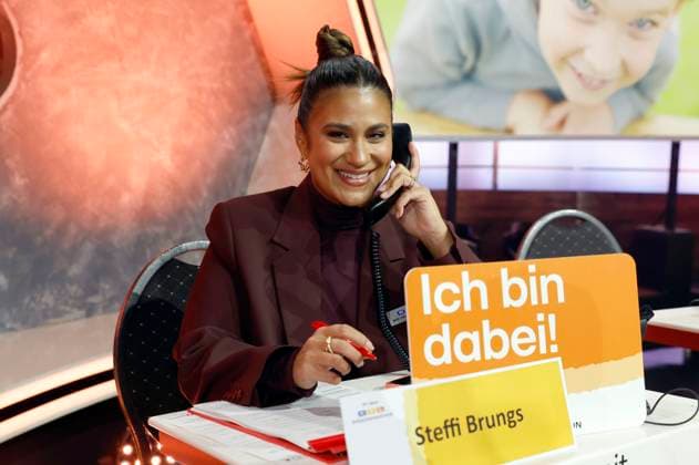 Stephanie Brungs at the 30 RTL Spendenmarathon 2025 in Studio 8 of EMG Studios Hürth, 20 11 2025 Foto:xR.xStoffelsx xFuturexImagex spendenmarathon_5296
