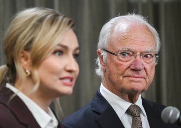November 20, 2025, Montreal, Pq, Canada: Sweden s King Carl XVI Gustaf, right, looks on as Ebba Busch, Sweden s Deputy Prime Minister speaks during a press conference at MontrÃ al Trudeau International Airport in Montreal, Thursday, Nov. 20, 2025, as they wrap up their visit to Canada. Montreal Canada  - ZUMAc35_ 20251120_zaf_c35_115 Copyright: xGrahamxHughesx