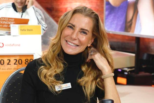 Giulia Siegel at the 30 RTL Spendenmarathon 2025 in Studio 8 of EMG Studios Hürth, 20 11 2025 Foto:xR.xStoffelsx xFuturexImagex spendenmarathon_5335