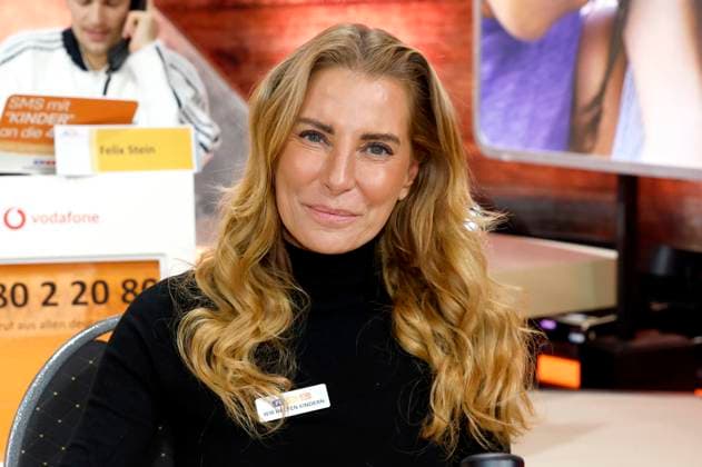 Giulia Siegel at the 30 RTL Spendenmarathon 2025 in Studio 8 of EMG Studios Hürth, 20 11 2025 Foto:xR.xStoffelsx xFuturexImagex spendenmarathon_5336