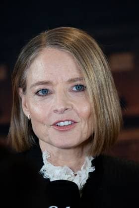 Vie Privee Paris Film Premiere NB Jodie Foster attends Vie Privee Paris Film Premiere at Pathe Palace on November 20, 2025 in Paris, France. Photo by Nasser Berzane ABACAPRESS.COM Paris France  Copyright: xBerzanexNasser ABACAx