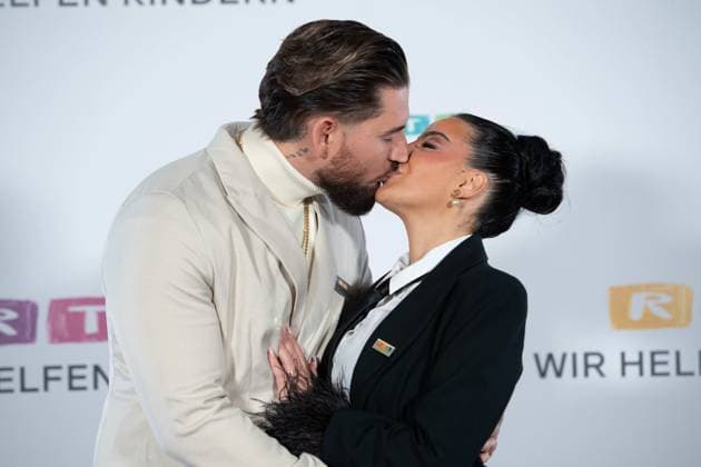 Mike and Leyla HEITER, TV personalities, portrait, portrait, portrait, cropped single image, single subject, 30 RTL Spendenmarathon Wir helfen Kindern , television, 20 21 11 2024 in Huerth, Germany,