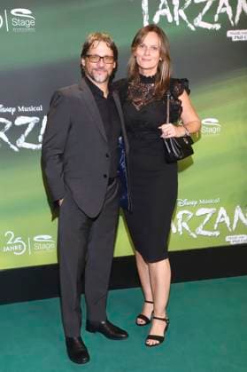 Patrick Bach with Monika Grosse at the premiere of the Disney musical Tarzan at the Stage Theater Neue Flora Hamburg, 20 11 2025 Foto:xgbrcix xFuturexImagex tarzan_5127