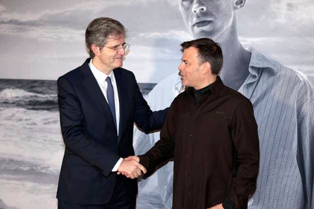 Francois Delattre and Francois Ozon at the FFW opening with the premiere of the feature film L Ã tranger The Stranger at the 24 French Film Week at the Delphi Filmpalast Berlin, 20 11 2025 Foto:xS.xGabschx xFuturexImagex fremde_5123