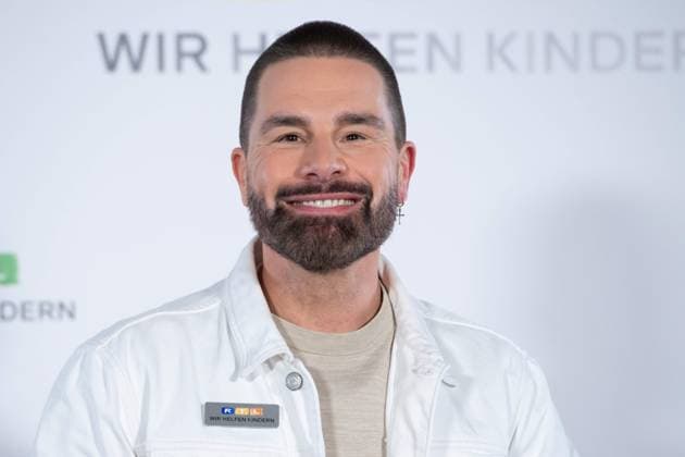 Eloy DE JONG, singer, musician, presenter, portrait, portrait, portrait, cropped single image, single motif, 30 RTL Spendenmarathon Wir helfen Kindern , television, 20 21 11 2024 in Huerth, Germany,