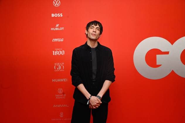 GQ Men of The Year Awards - Arrivals Diego Calva attends the red carpet for 2025 GQ Men of the Year Awards at Hotel Reforma. on November 20, 2025 in Mexico City, Mexico. Mexico City CDMX Mexico Copyright: xCarlosxTischlerx