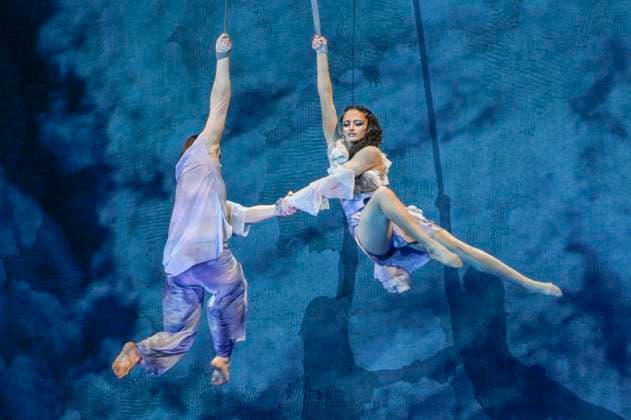 abb performers artists acrobats at the show in the Manage at the WORLD PREMIERE of ALIZE by Cirque du Soleil at the Theater am Potsdamer Platz on 20 11 2025 in Berlin Berlin Germany