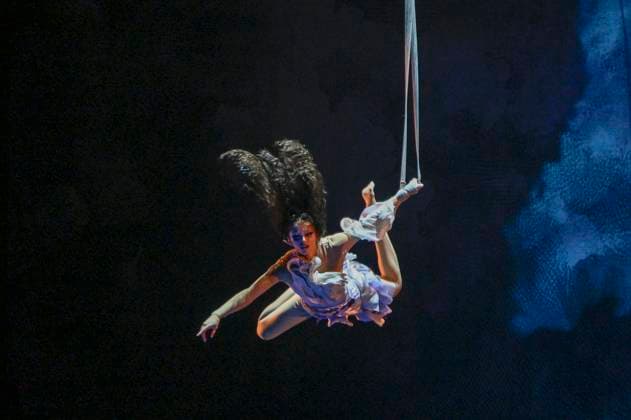abb performers artists acrobats at the show in the Manage at the WORLD PREMIERE of ALIZE by Cirque du Soleil at the Theater am Potsdamer Platz on 20 11 2025 in Berlin Berlin Germany
