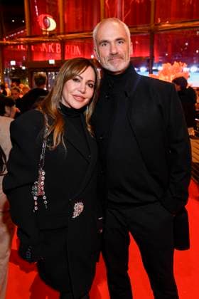 abb Simone Thomalla and Rene M Freund actress as guest at the WORLD PREMIERE of ALIZE by Cirque du Soleil at Theater am Potsdamer Platz on 20 11 2025 in Berlin Berlin Germany