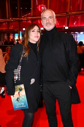 Simone Thomalla with partner Rene Marchand at the world premiere of the show Cirque du Soleil Alize at the Theater am Potsdamer Platz Berlin, 20 11 2025 Foto:xN.xKubelkax xFuturexImagex alize_5122