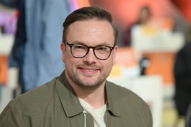 Paul HEGER, presenter, weather presenter, 30 RTL Spendenmarathon Wir helfen Kindern , television, 20 21 11 2025 in Huerth, Germany,