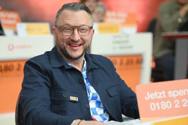 Sebastian LEGE, chef, presenter, 30 RTL Spendenmarathon Wir helfen Kindern , television, 20 21 11 2025 in Huerth, Germany,