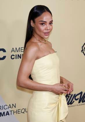 November 21, 2025, Beverly Hills, California, USA: Tessa Thompson arrives at the 39th American Cinematheque Awards at Hotel Beverly Hilton in Beverly Hills, Los Angeles, USA, on 20 November 2025. Photo: Beverly Hills USA - ZUMAm179 20251121_zep_m179_066 Copyright: xAlecxMichaelx