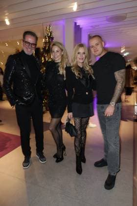 ALSTERHAUS CHRISTMAS SHOPPING NIGHT 20 11 2025 Alex Jolig, Anja , Mirja du Mont, Paul Elvers, Alsterhaus Christmas Shopping Night 2025, Hamburg, 20 11 2025 Copyright: xEventpressxMPx