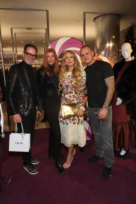 ALSTERHAUS CHRISTMAS SHOPPING NIGHT 20 11 2025 Alex Jolig, Britt Jolig, Jenny Elvers, Paul Elvers, Alsterhaus Christmas Shopping Night 2025, Hamburg, 20 11 2025 Copyright: xEventpressxMPx