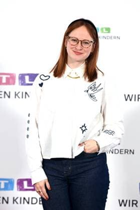 Johanna MUESSIGER, Müssiger, presenter, portrait, portrait, portrait, cropped single image, single subject, 30 RTL Spendenmarathon Wir helfen Kindern , television, 20 21 11 2025 in Huerth, Germany,