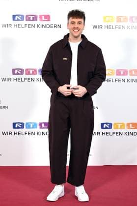 Alexander KUMPF, presenter, portrait, portrait, cropped single image, single subject, 30 RTL Spendenmarathon Wir helfen Kindern , television, 20 21 11 2025 in Huerth, Germany,