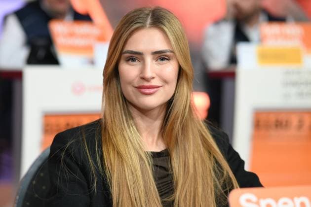 Anna von KLINSKI, Internet personality, portrait, portrait, portrait, cropped single image, single subject, 30 RTL Spendenmarathon Wir helfen Kindern , television, 20 21 11 2025 in Huerth, Germany,