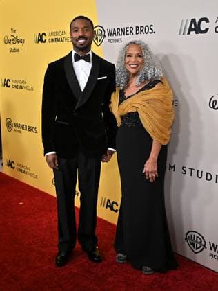 39th Annual American Cinematheque Awards Michael B. Jordan and Donna Jordan arriving to the 39th Annual American Cinematheque Awards honoring Michael B. Jordan at The Beverly Hilton on November 20, 2025 in Beverly Hills, Ca. Beverly Hills Beverly Hilton Hotel California USA Copyright: xStarbuck AFF-USA.COMx