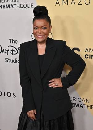 39th Annual American Cinematheque Awards Yvette Nicole Brown arriving to the 39th Annual American Cinematheque Awards honoring Michael B. Jordan at The Beverly Hilton on November 20, 2025 in Beverly Hills, Ca. Beverly Hills Beverly Hilton Hotel California USA Copyright: xStarbuck AFF-USA.COMx