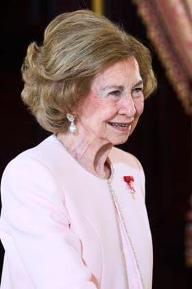21-11-2025 Collar Queen Sofia attended the presentation of the Order of the Golden Fleece, Collar de la Insgigne Orden del Toison de Oro a su, at the royal palace in Madrid. No Spain Â  Copyright: xPPEx